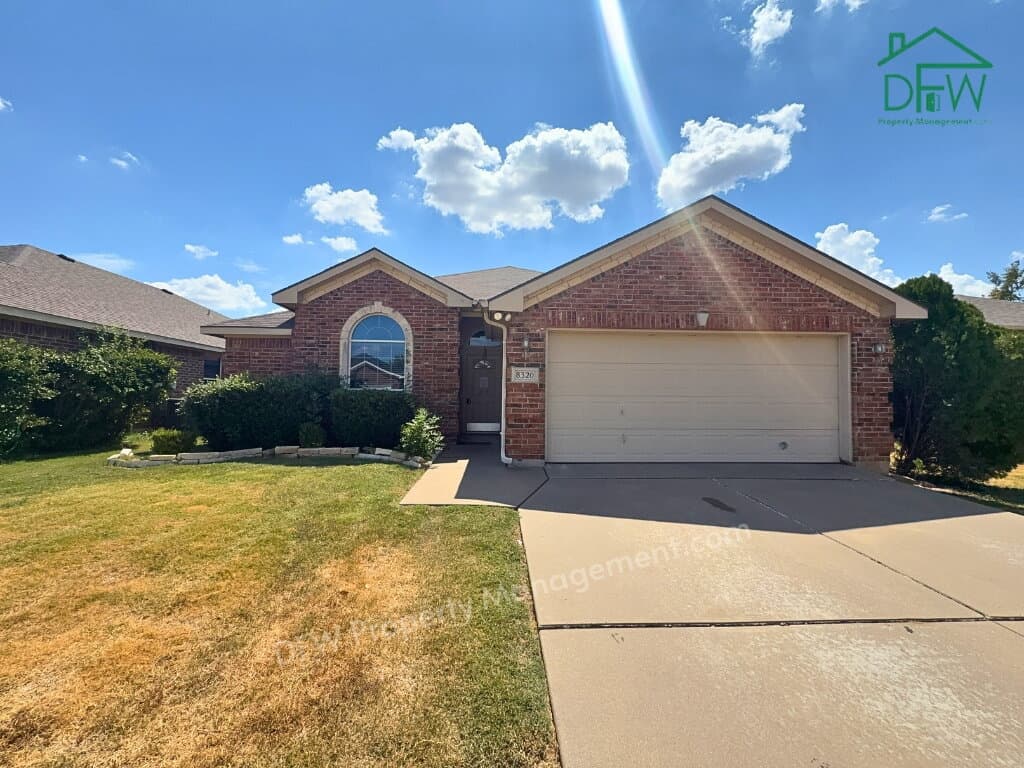 8320 Trinity Vista Trail, Hurst
